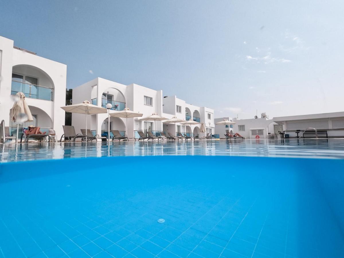 Kaos Hotel Apartments Ayía Nápa Extérieur photo